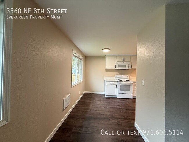 Photo - 3560 NE 8th St