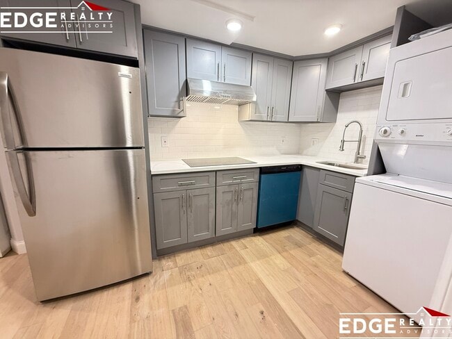 Building Photo - 8 Delaware Pl Unit 1