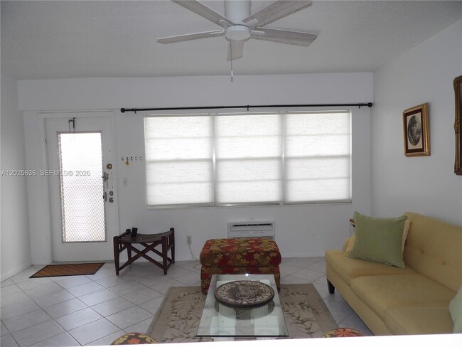 Photo - 77 Preston Way Unit 77