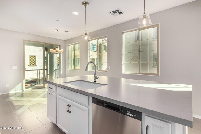 Photo - 1677 E Chelsea Ln