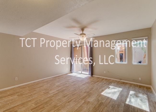 Photo - Updated 2 bedroom in Tempe!