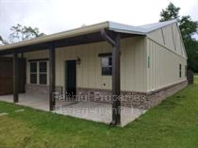 Building Photo - 14203 County Rd 452