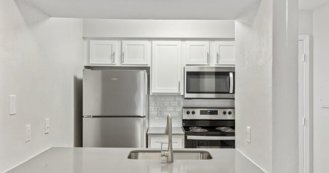 Photo - Verandahs at Cliffside