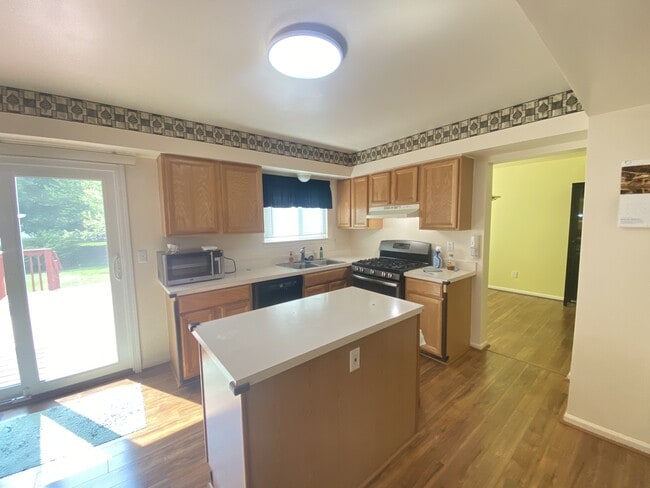 Photo - 3074 Ailsa Craig