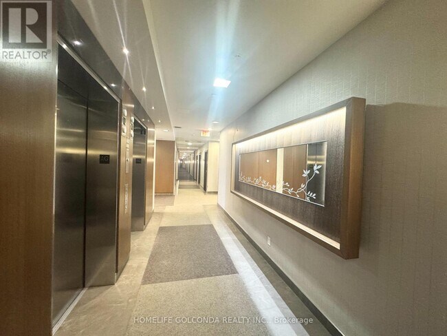 Photo - 8228 Birchmount Rd Unité 530