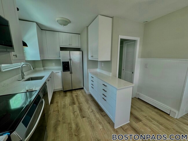 Photo - 310 Lowell St