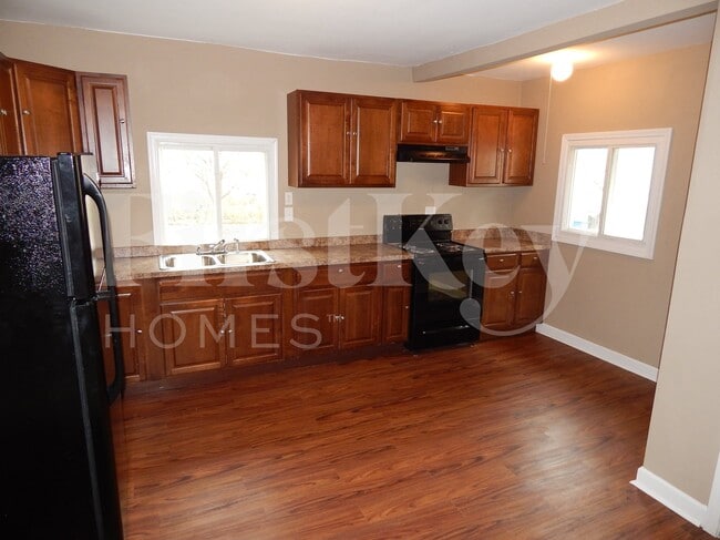 Photo - 306 N Union St