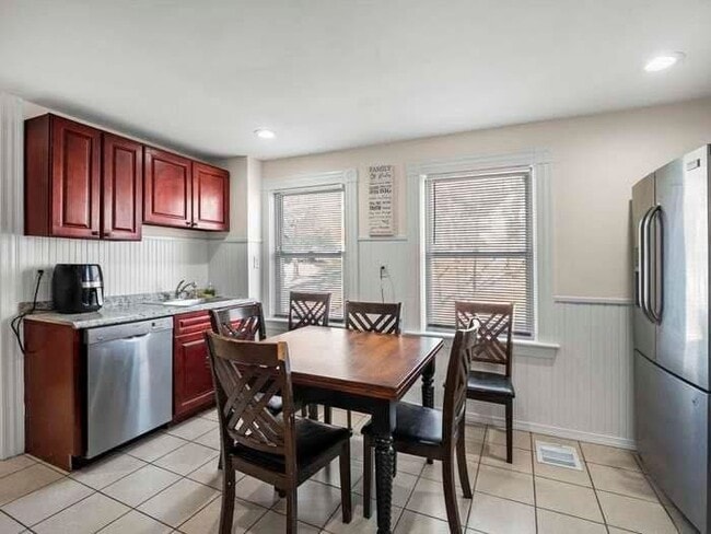 Photo - 19 Parson Cir