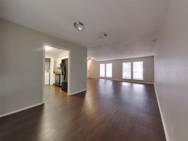 Photo - 11119 Daybreak Ln