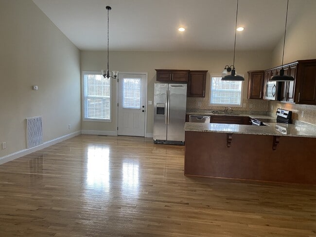 Photo - Contemporary 3BD 2 BA Home