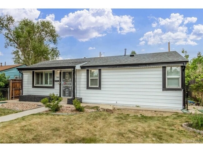 Building Photo - 760 Stuart St