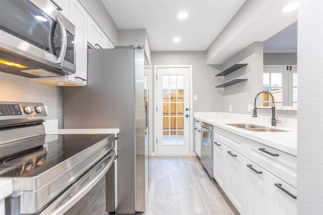 Photo - 14600 Fonmeadow Dr Unit 505