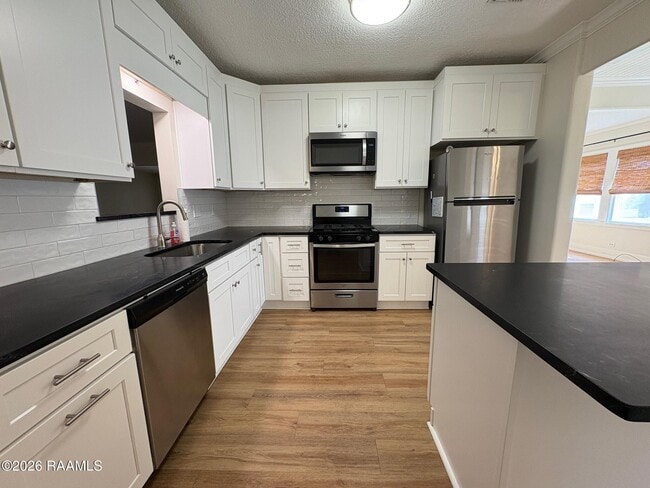 Photo - 524 Cedar Crest Ct