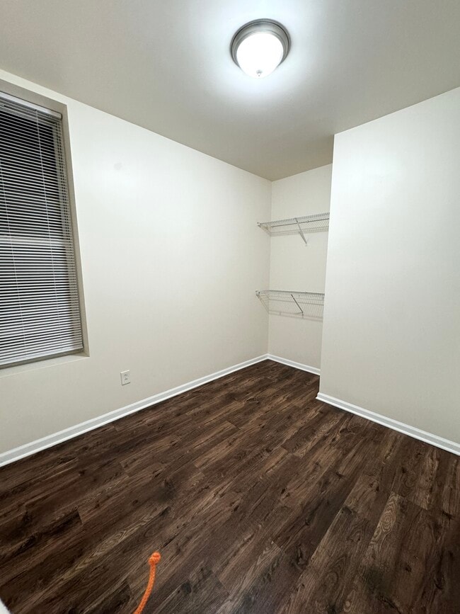 Photo - 240 W 24th St Unit 1R