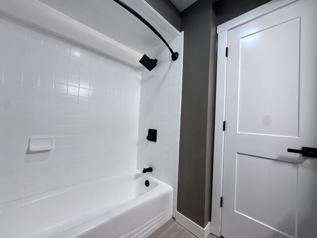 Photo - 2123 Central Ave Unit 2