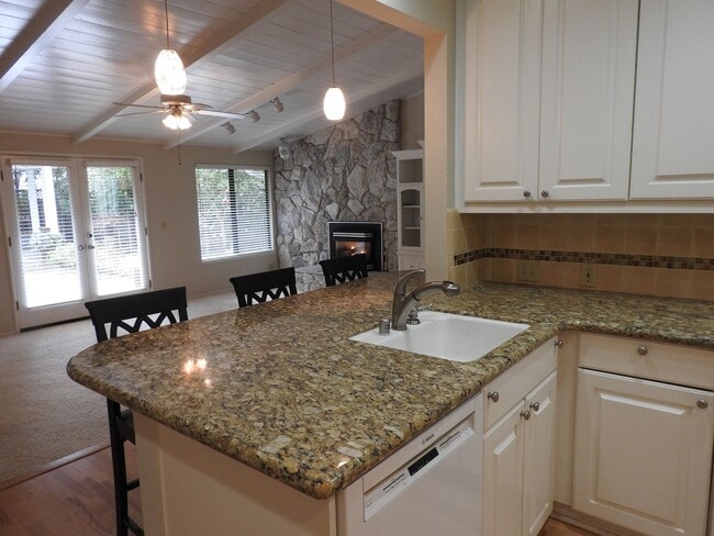 Photo - Land Park Beauty