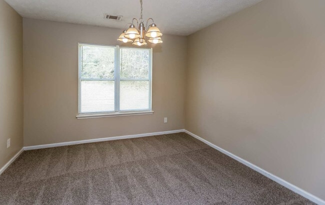 Photo - 2468 Newberry Trail