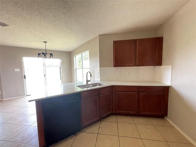 Photo - 1002 Richmond Dr