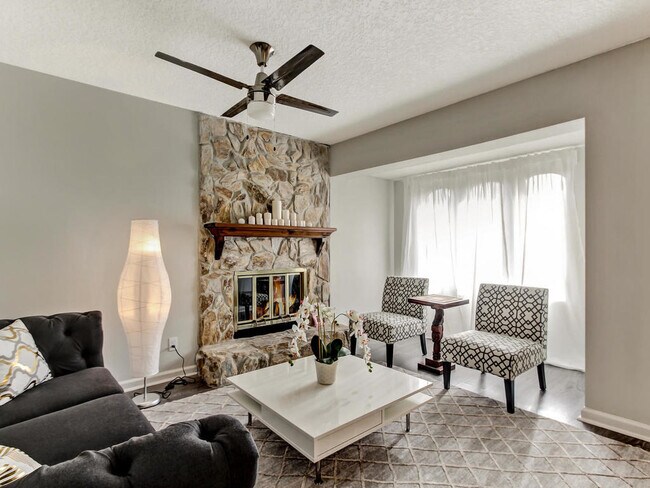 Photo - 8521 Howell Dr