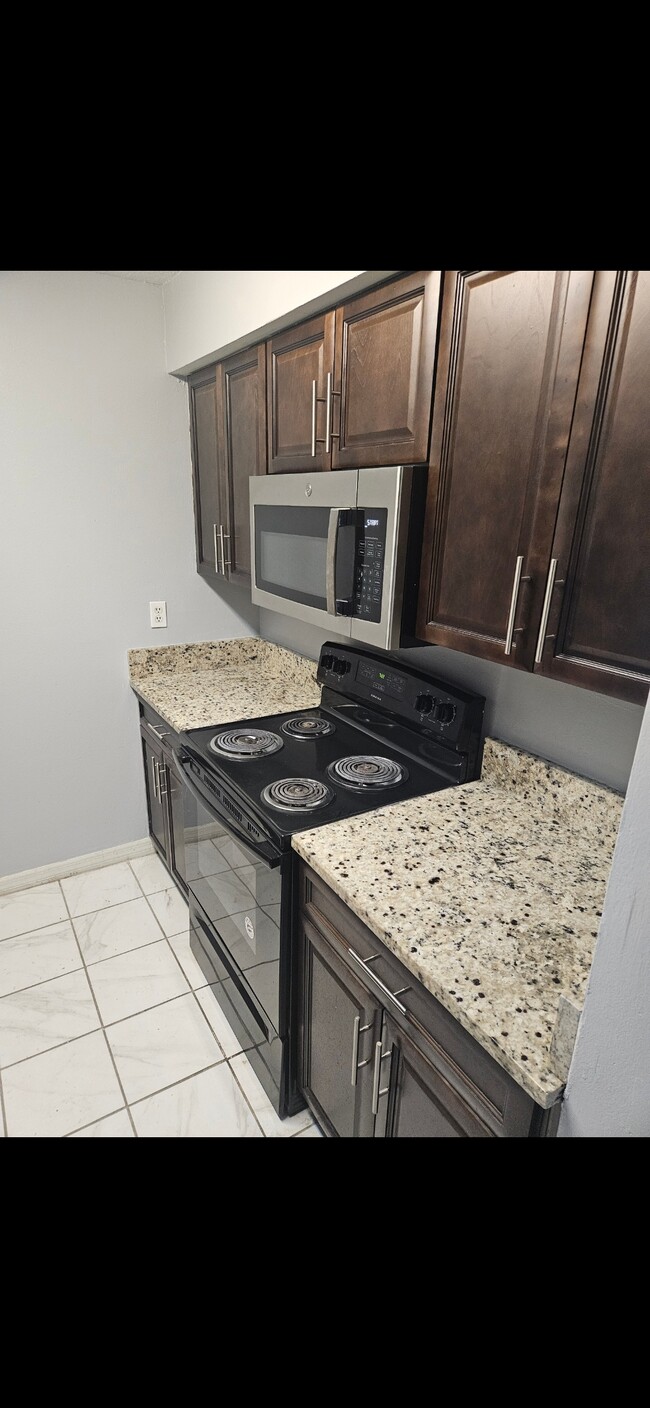 Photo - 4113 Corsair Ave