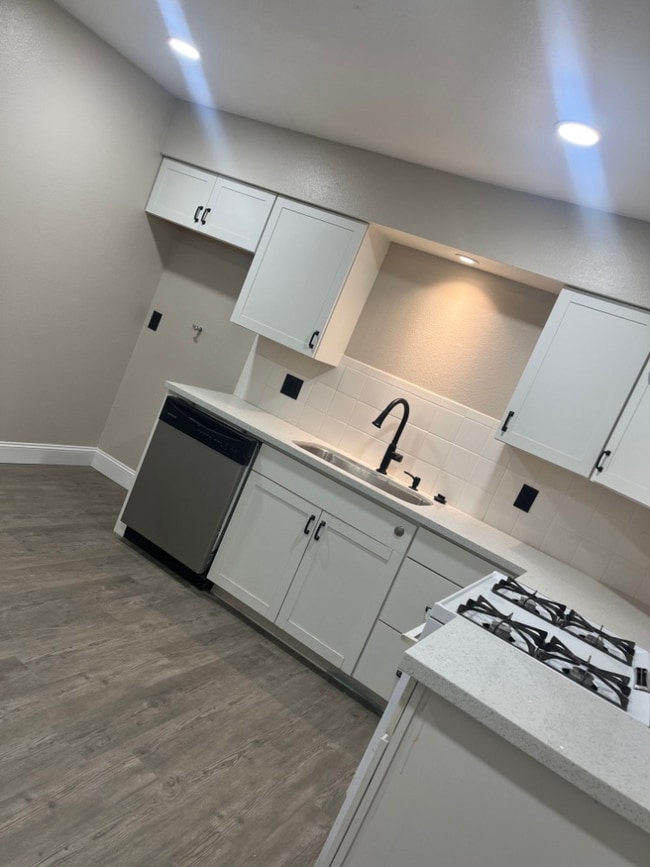 Photo - 1331 N Cloverleaf Pl Unit A