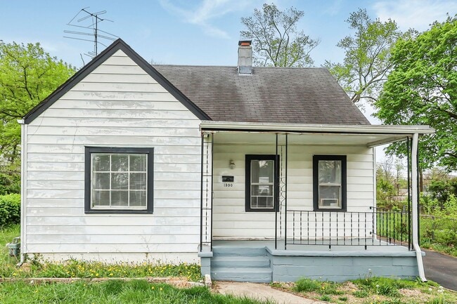Photo - Newly Renovated - 3 Bed, 1.5 Bath Single-Family Home w/ Garage!!