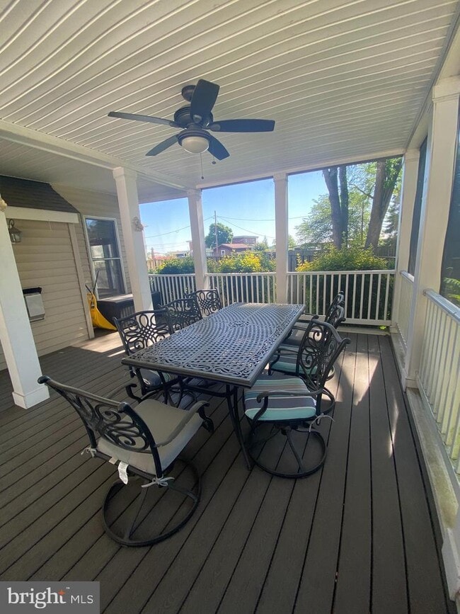 Photo - 1101 Sea View Ave