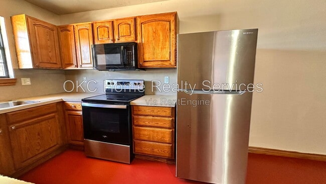 2840 NW 11th St