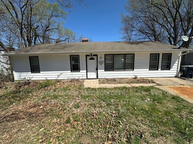 Building Photo - 8504 Ruskin Way