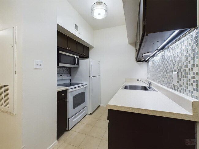 Photo - 3316 Guadalupe St Unit 320