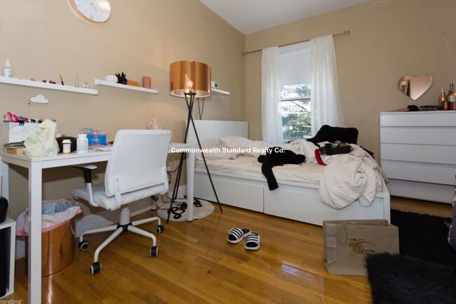 Photo - 17 Highgate St Unit 7