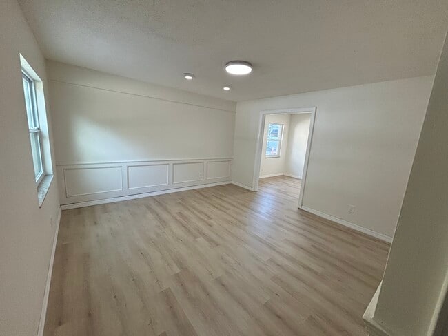 Photo - 1219 E Mohawk Ave Unit APT A