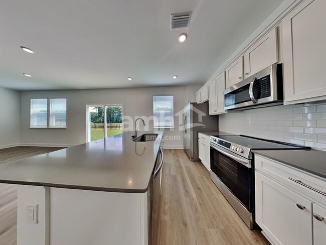 Photo - 140 Bee Tree Blvd
