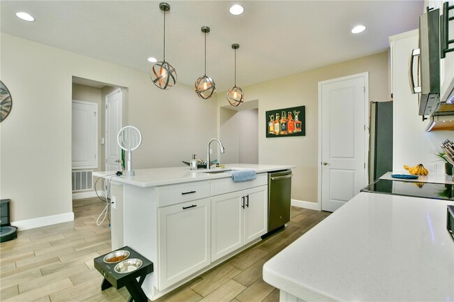 Photo - 309 Irving Bend Dr