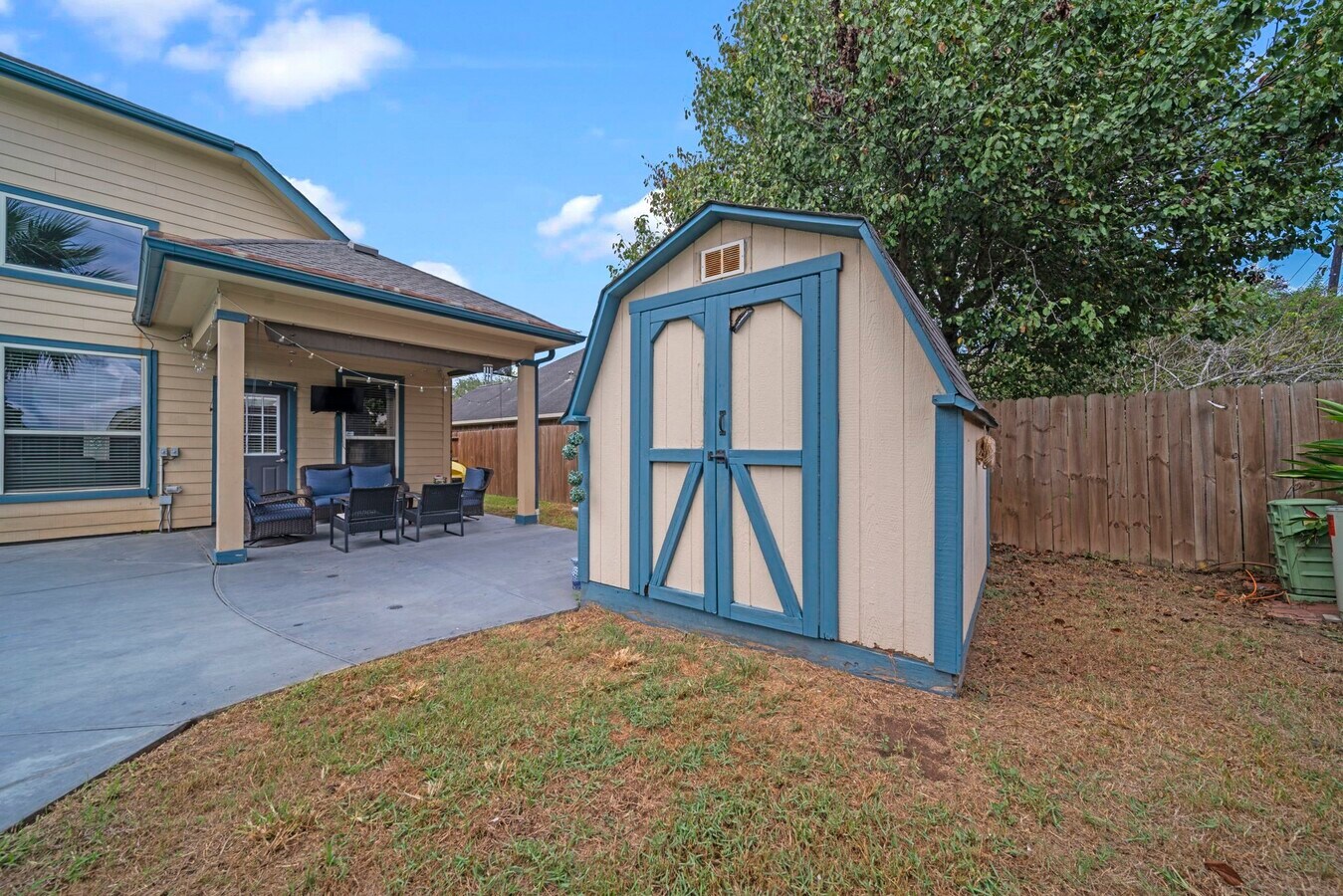 Photo - 2413 Quiet Arbor Ln