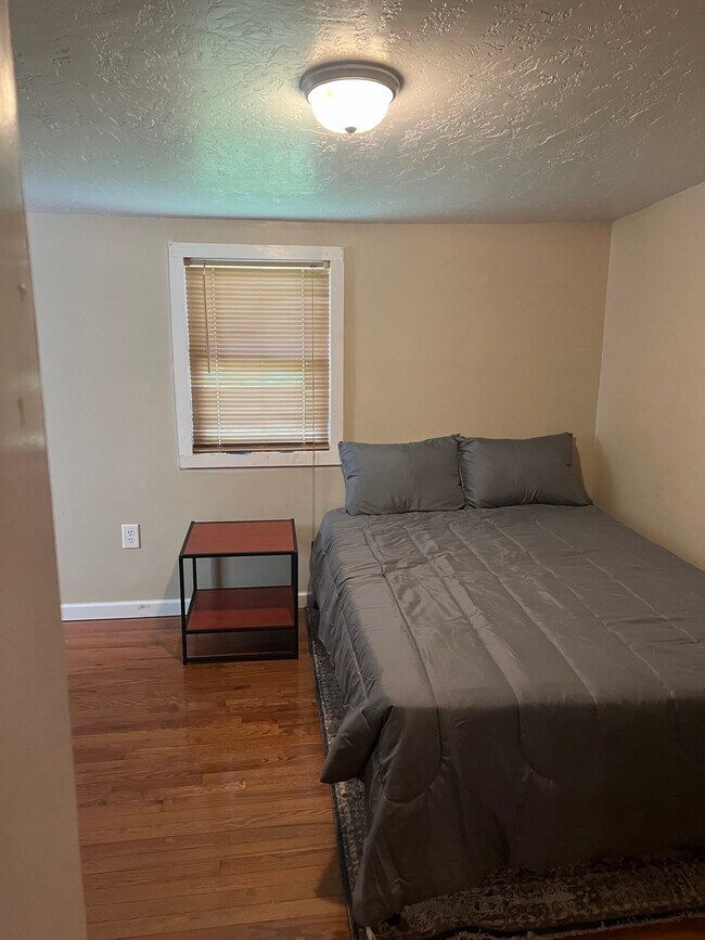 Photo - 623 Coffeen St