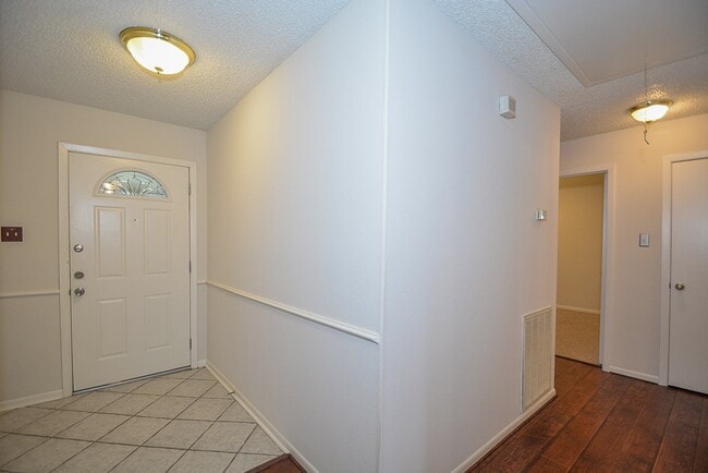 Photo - 3015 Sam Houston Dr