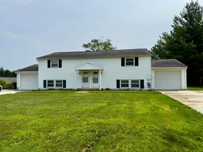 Building Photo - 242 Wimbledon Dr Unit 242
