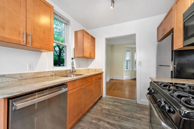 Photo - WOW!!!  NO FEE!!  5 BED/4 BATH SINGLE FAMILY BRIGHTON CENTER HOME