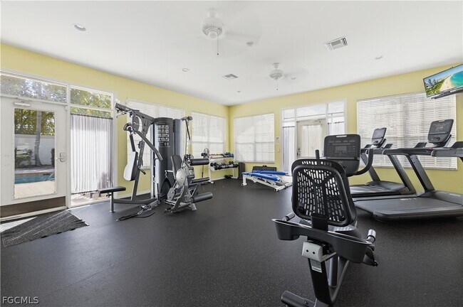 Photo - 15190 Royal Windsor Ln Unidad 1002