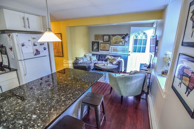 Photo - 200 Northampton St Unit #A