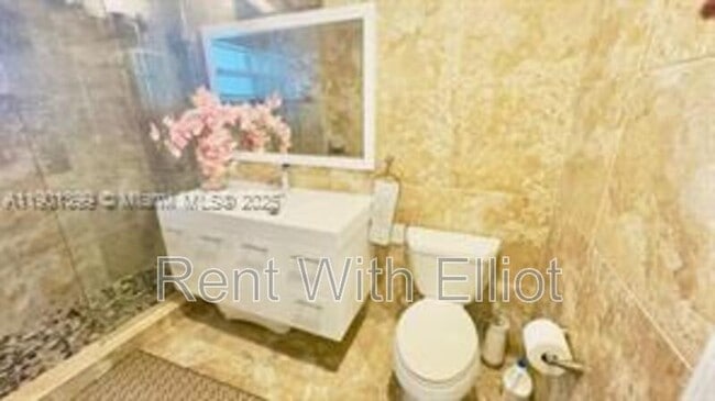 Photo - 329 SE 3rd St