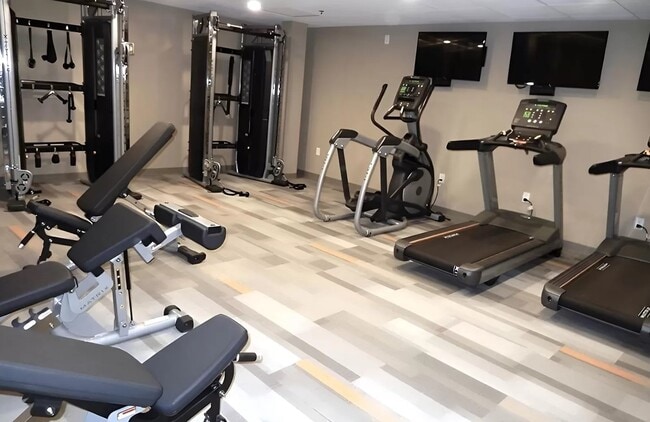 Photo - Falls Bridge Lofts