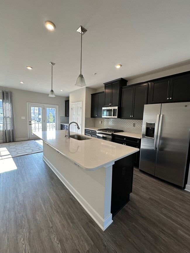 Photo - 16577 Fife Wy