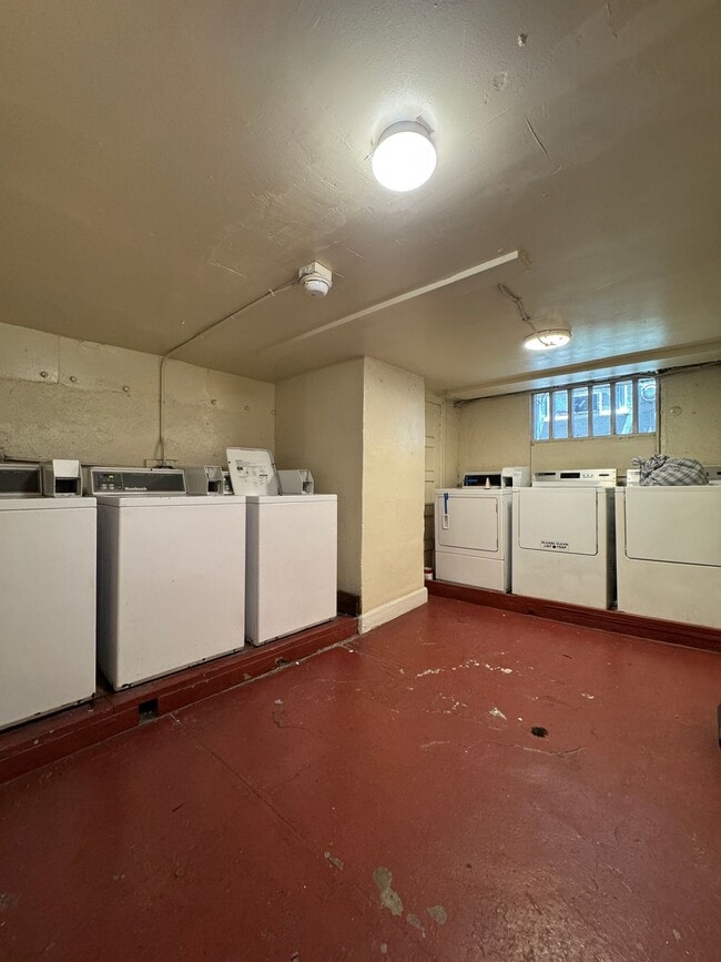 Photo - 447 S. Rampart Blvd - Studio & 1 Bedroom A...