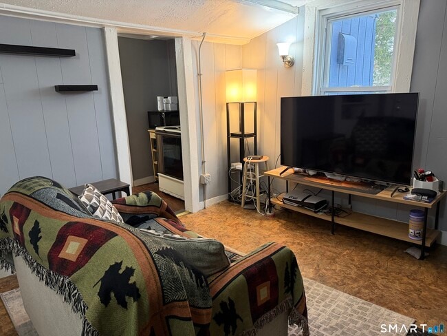 Photo - 112 Rockwell St Unit LL