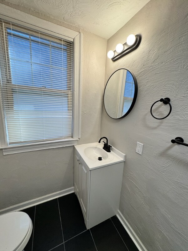 Photo - 755 Chislett St Unidad B
