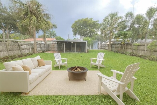 Photo - 904 SE 13th St