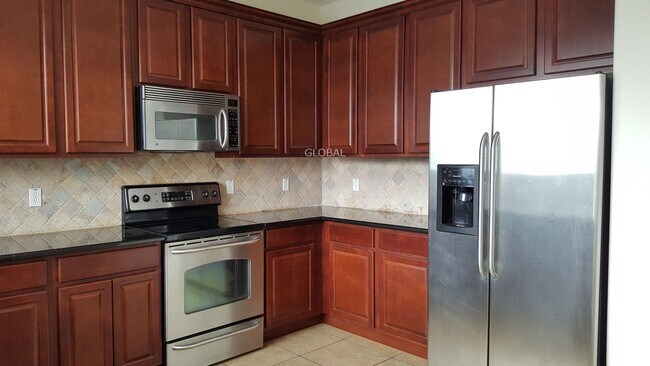 Photo - Elegant 4-Bedroom Home in Gated Eagle Creek with Resort-Style Amenities - Pet Policy: No Pets All...