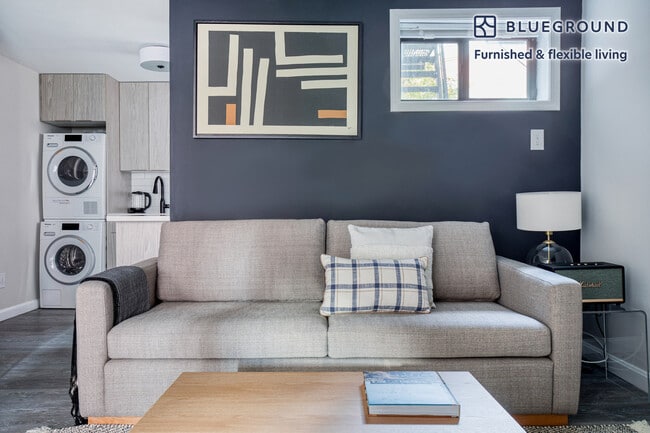 Photo - 125 Salem St Unit FL3-ID452